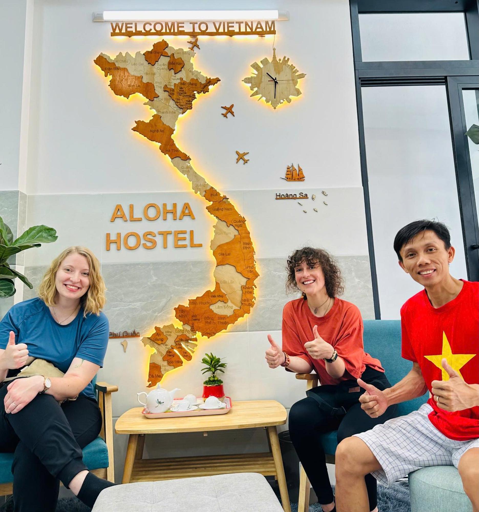 Aloha Saigon Premium Hostel By Local Travel Experts - Newly Opened, Less-Touristy Location, Spacious Rooms, Glass Shower Bathroom, Free Breakfast & Walking Tour Thành Pho Ho Chí Minh Esterno foto