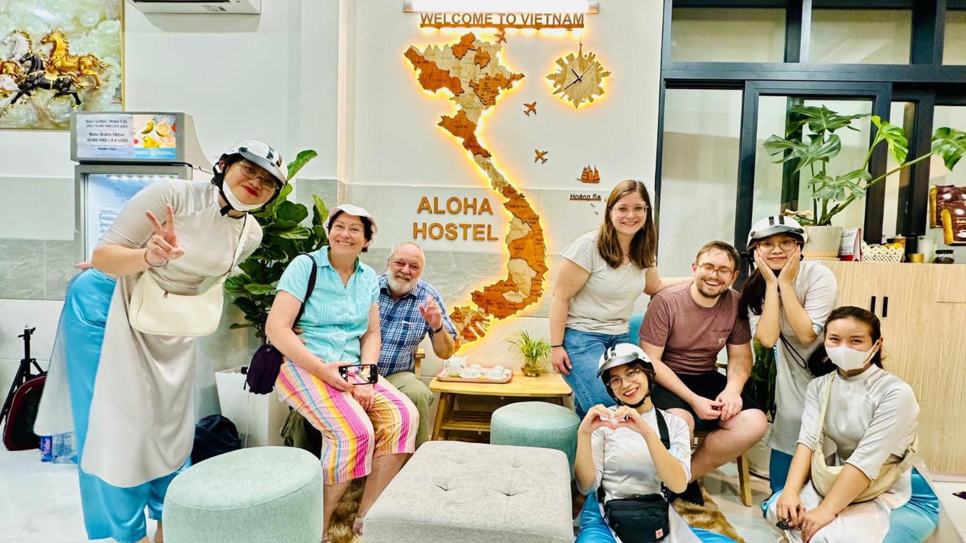 Aloha Saigon Premium Hostel By Local Travel Experts - Newly Opened, Less-Touristy Location, Spacious Rooms, Glass Shower Bathroom, Free Breakfast & Walking Tour Thành Pho Ho Chí Minh Esterno foto