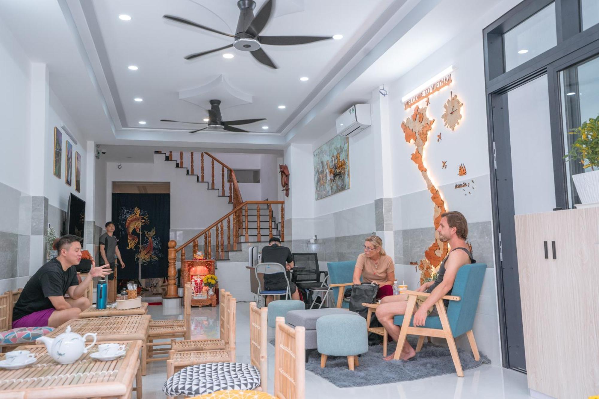 Aloha Saigon Premium Hostel By Local Travel Experts - Newly Opened, Less-Touristy Location, Spacious Rooms, Glass Shower Bathroom, Free Breakfast & Walking Tour Thành Pho Ho Chí Minh Esterno foto
