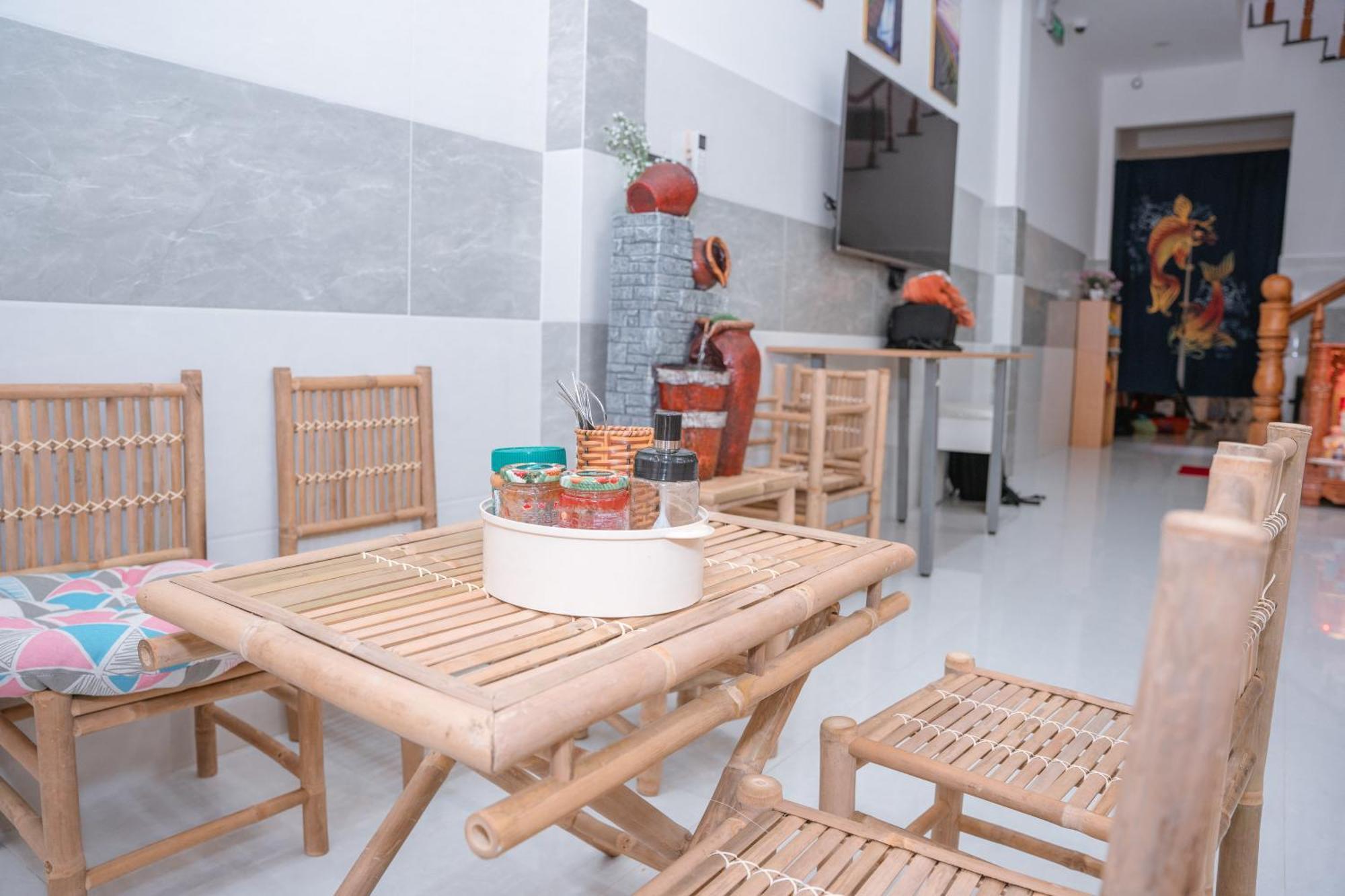 Aloha Saigon Premium Hostel By Local Travel Experts - Newly Opened, Less-Touristy Location, Spacious Rooms, Glass Shower Bathroom, Free Breakfast & Walking Tour Thành Pho Ho Chí Minh Esterno foto