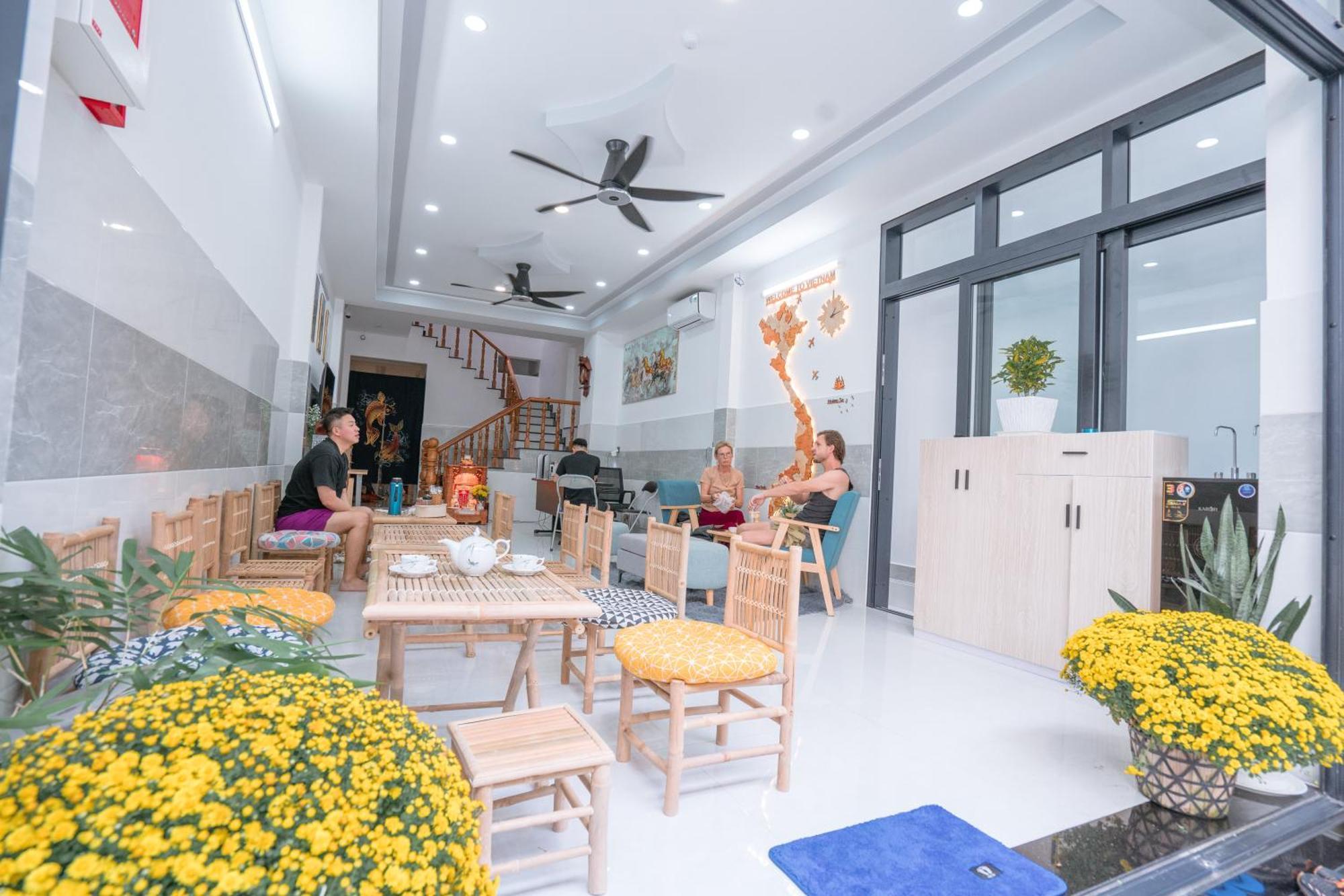 Aloha Saigon Premium Hostel By Local Travel Experts - Newly Opened, Less-Touristy Location, Spacious Rooms, Glass Shower Bathroom, Free Breakfast & Walking Tour Thành Pho Ho Chí Minh Esterno foto