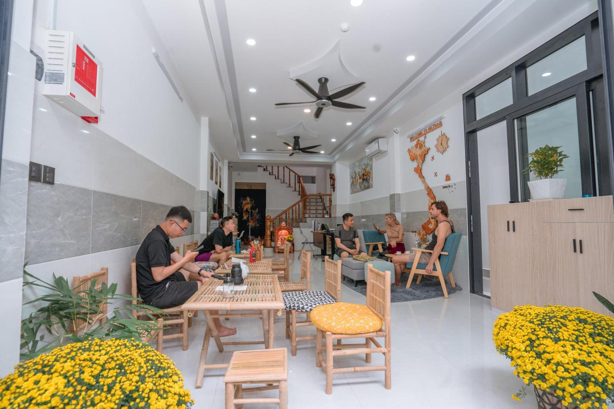 Aloha Saigon Premium Hostel By Local Travel Experts - Newly Opened, Less-Touristy Location, Spacious Rooms, Glass Shower Bathroom, Free Breakfast & Walking Tour Thành Pho Ho Chí Minh Esterno foto