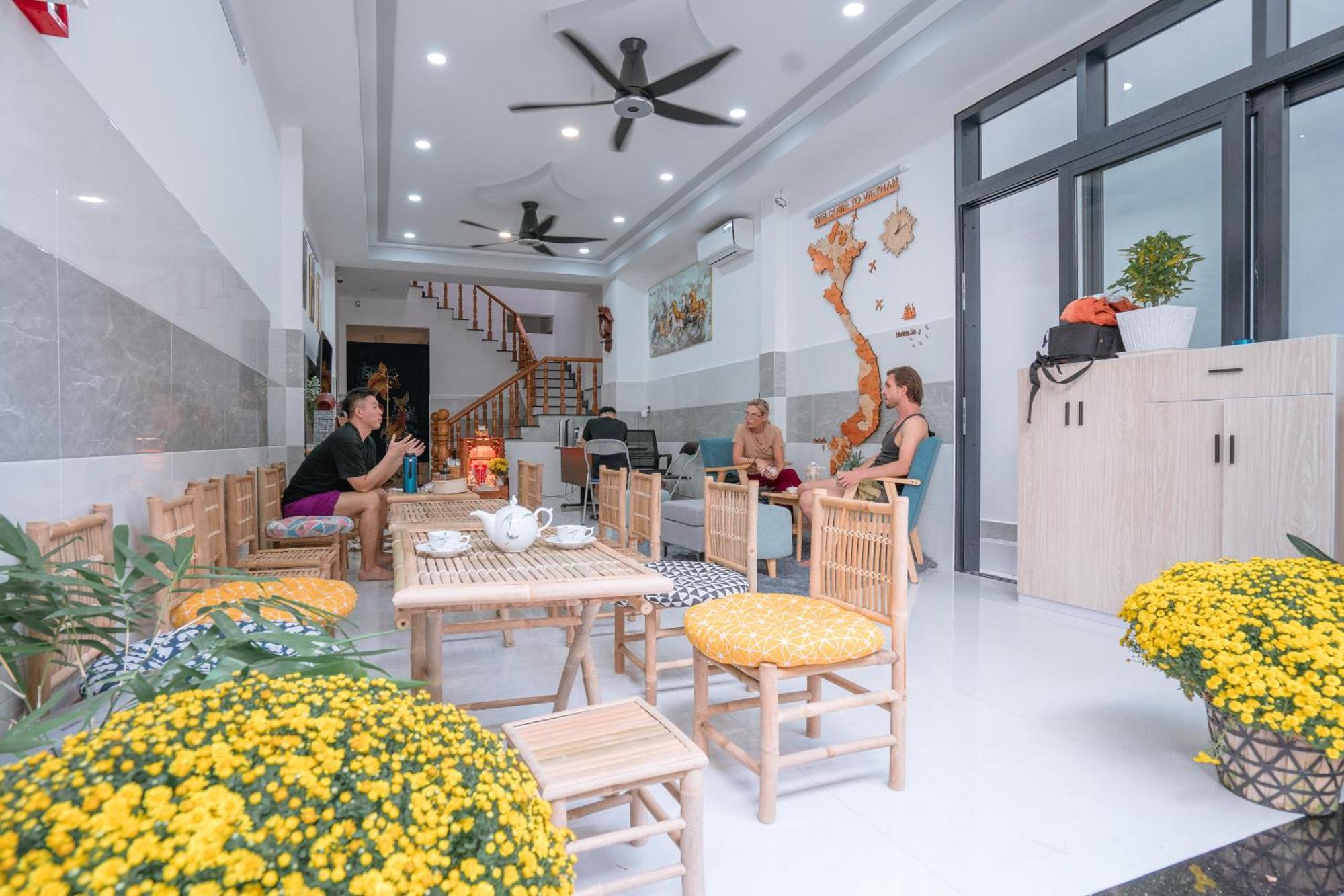 Aloha Saigon Premium Hostel By Local Travel Experts - Newly Opened, Less-Touristy Location, Spacious Rooms, Glass Shower Bathroom, Free Breakfast & Walking Tour Thành Pho Ho Chí Minh Esterno foto
