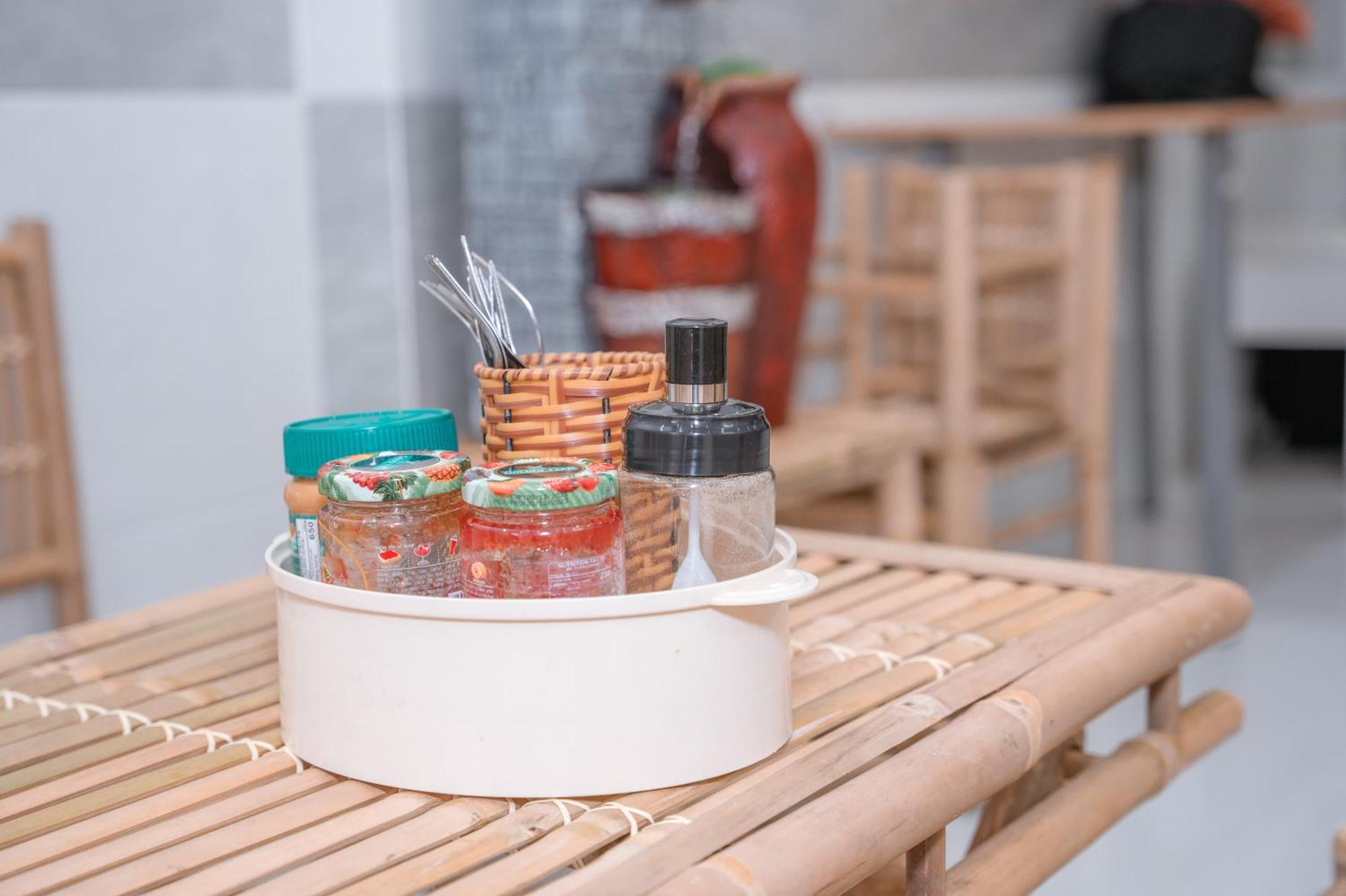 Aloha Saigon Premium Hostel By Local Travel Experts - Newly Opened, Less-Touristy Location, Spacious Rooms, Glass Shower Bathroom, Free Breakfast & Walking Tour Thành Pho Ho Chí Minh Esterno foto