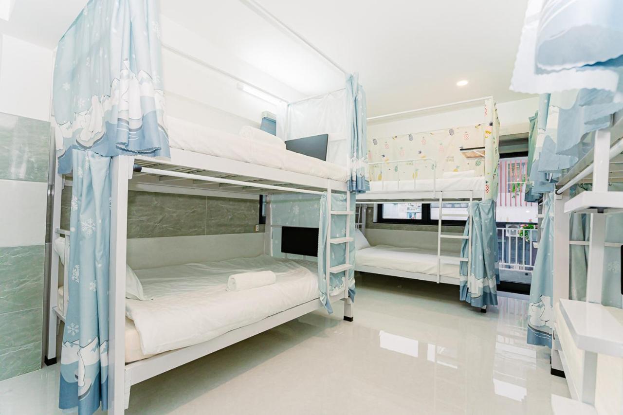 Aloha Saigon Premium Hostel By Local Travel Experts - Newly Opened, Less-Touristy Location, Spacious Rooms, Glass Shower Bathroom, Free Breakfast & Walking Tour Thành Pho Ho Chí Minh Esterno foto