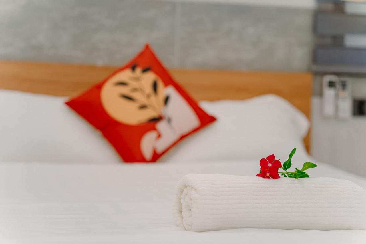 Aloha Saigon Premium Hostel By Local Travel Experts - Newly Opened, Less-Touristy Location, Spacious Rooms, Glass Shower Bathroom, Free Breakfast & Walking Tour Thành Pho Ho Chí Minh Esterno foto
